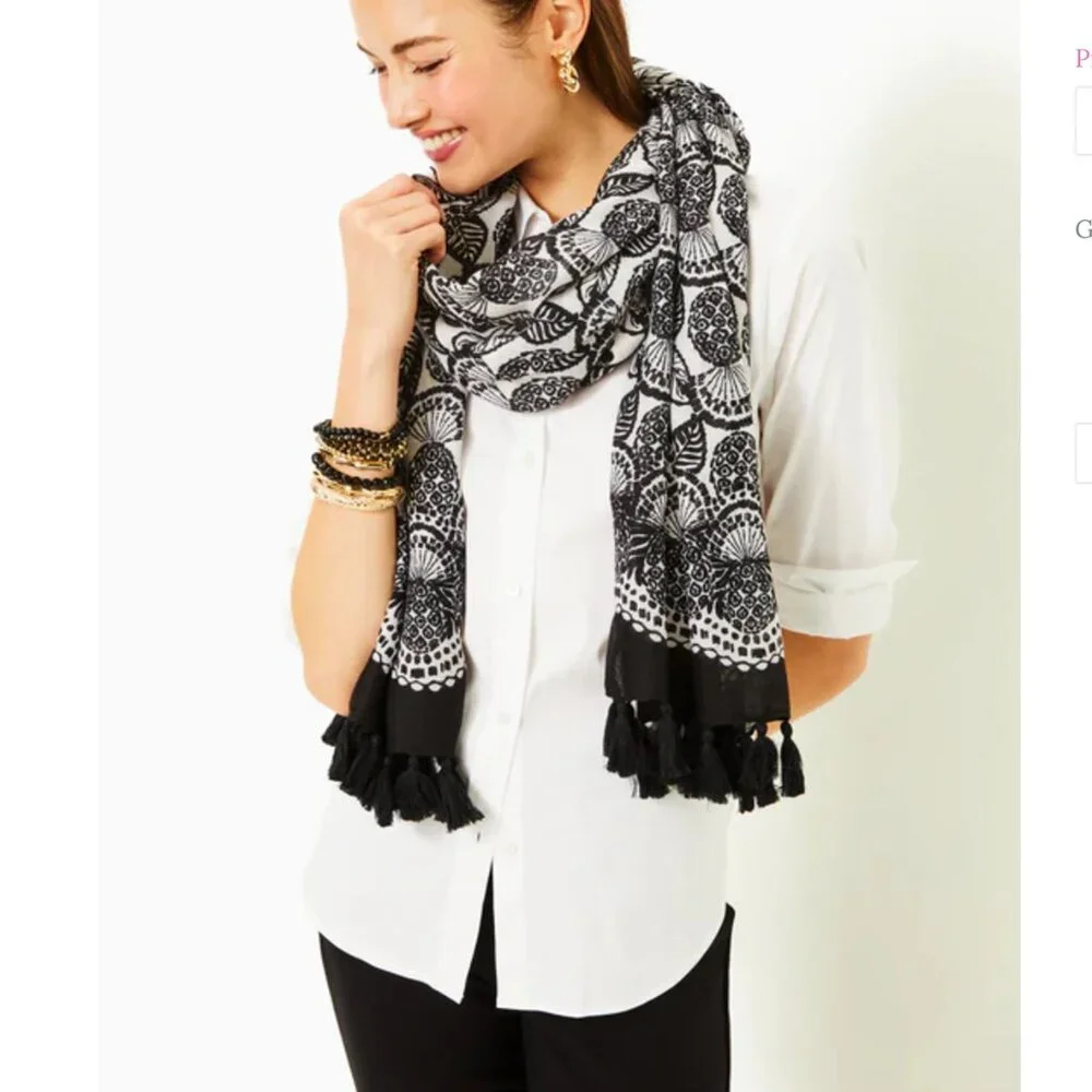 NWT Lilly Pulitzer Pineapple Princess Resort Scarf Black White Tassel